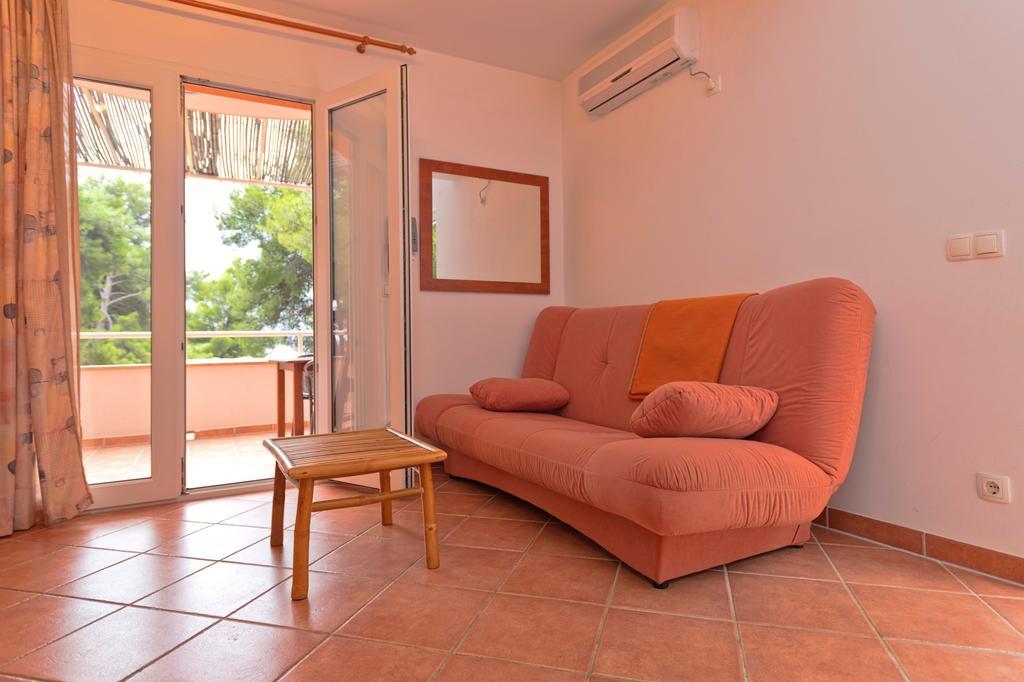Apartments Nautic Zavala Luaran gambar