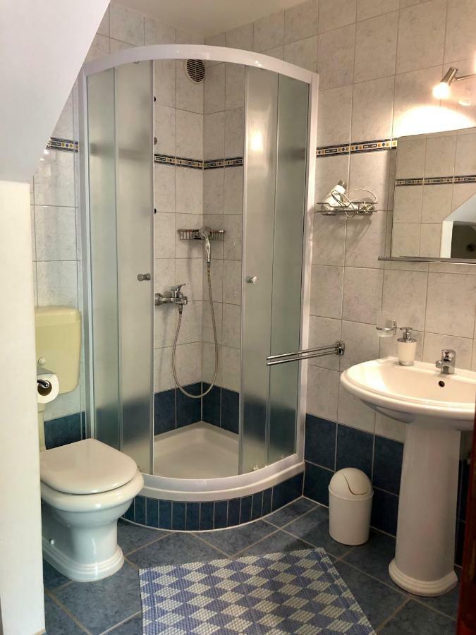 Apartments Nautic Zavala Luaran gambar