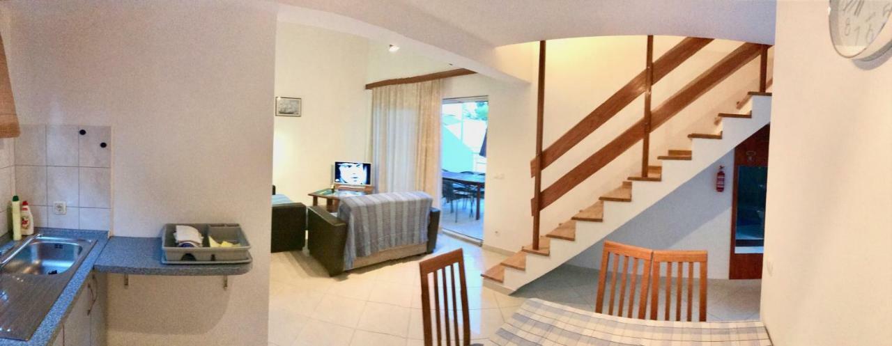 Apartments Nautic Zavala Luaran gambar